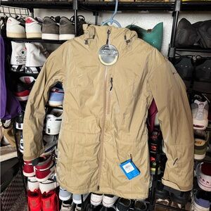 Columbia Women's Tan Raincoat